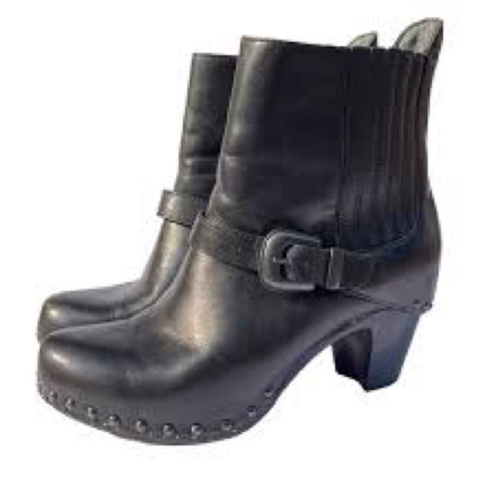 Dansko Women's Rihanna Black Boot- studded with buckle 7.5/ 8 38